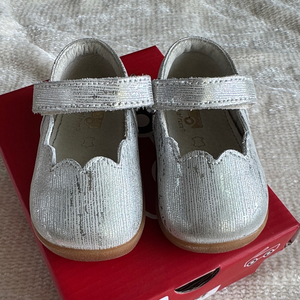See Kai Run toddler girls silver Mary Jane
